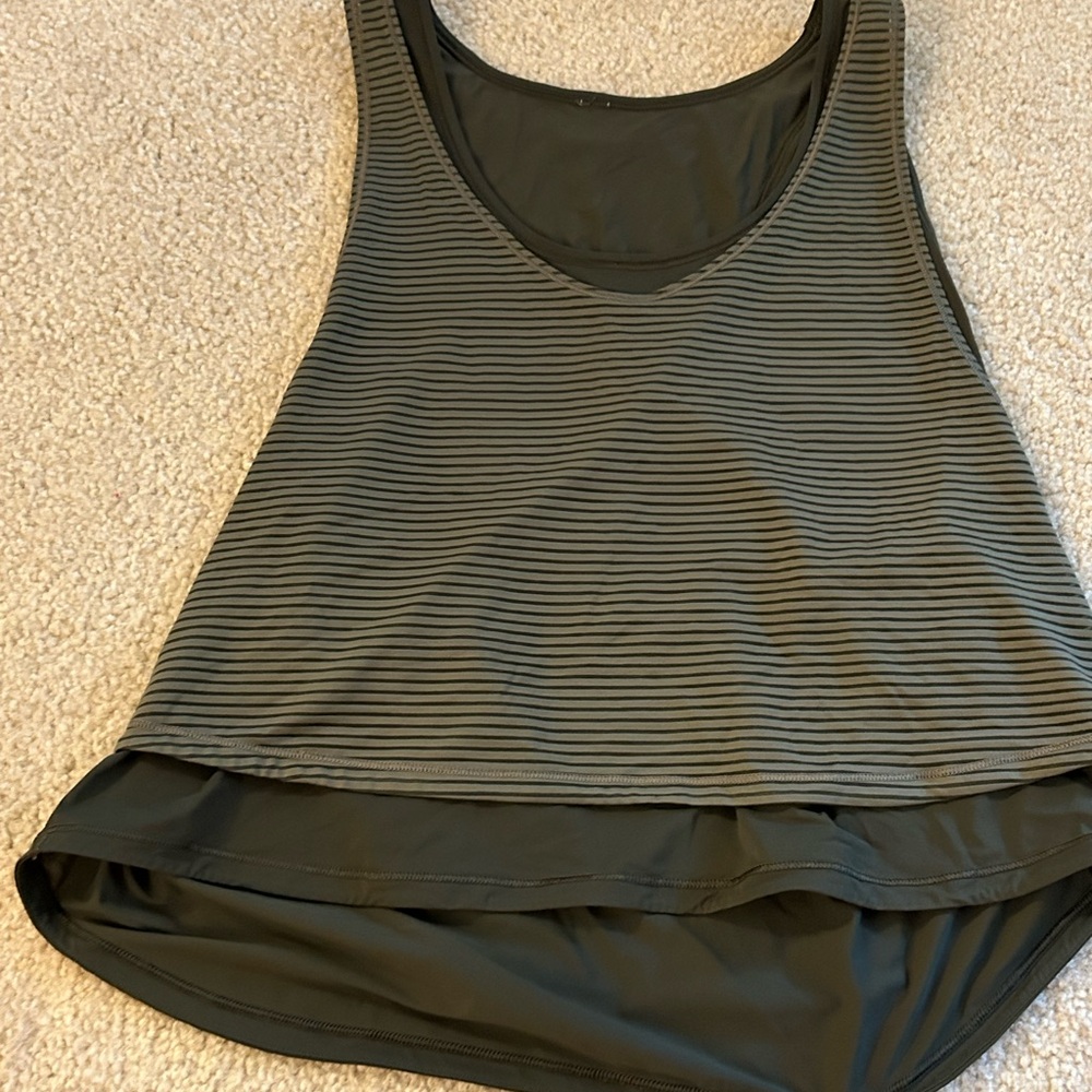 Lululemon tank top